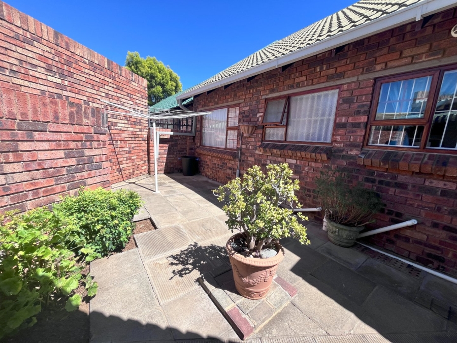 2 Bedroom Property for Sale in Universitas Free State